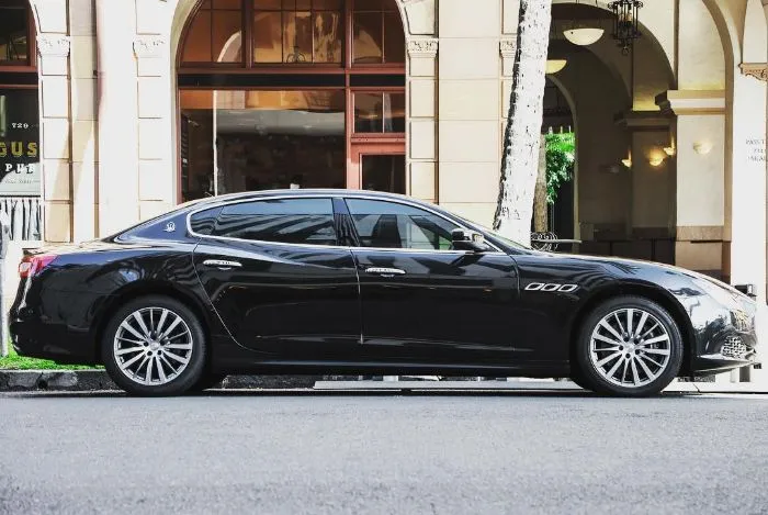 Private Airport Departure Transfer - Waikiki to HNL