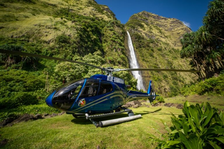Big Island Spectacular With Waterfall Landing