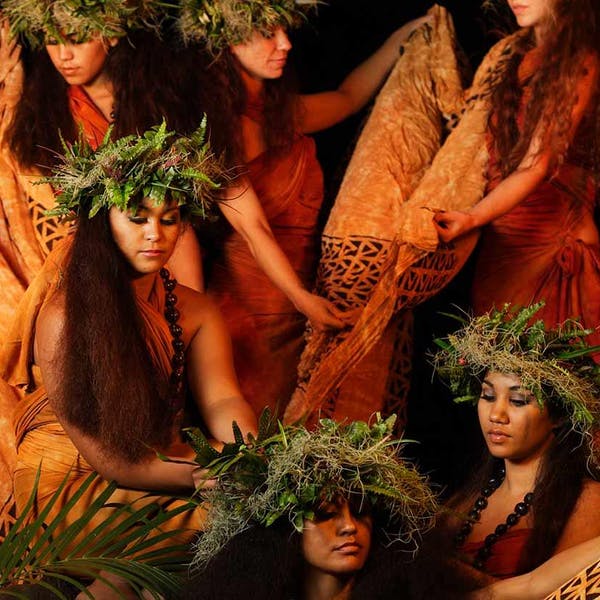 Plantation Luau - Gold Seating