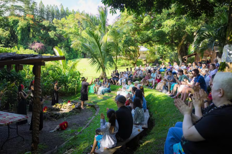 Intimate Luau With Dinner & Transportation
