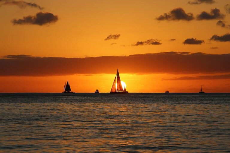 Kona Sunset Cocktail Sail
