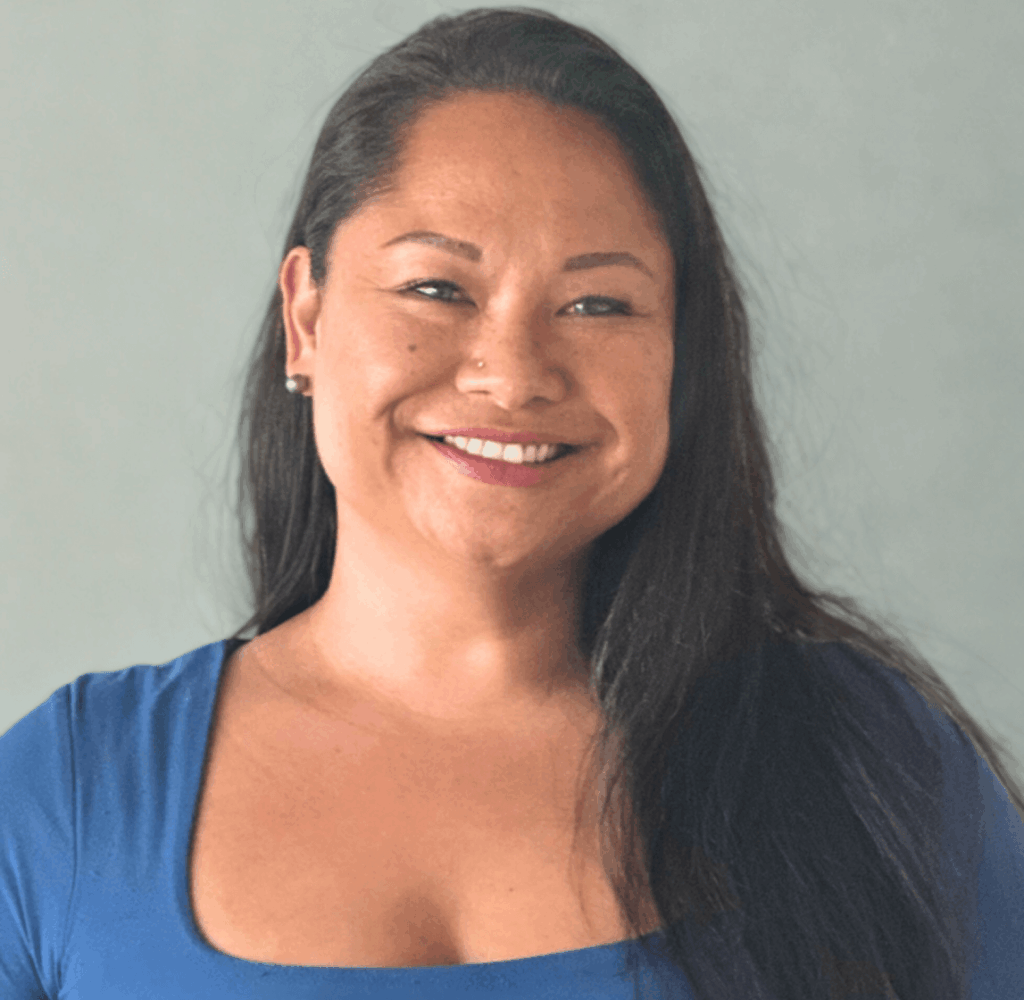 Johnessa Labrador Lindsey