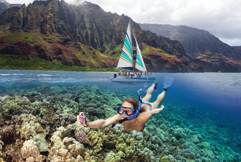The Best Nā Pali Coast Boat Tours on Kaua’i, Compared by Price and Experience
