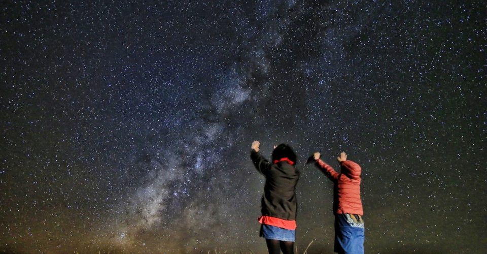 Twilight Volcano &amp; Stargazing Tour
