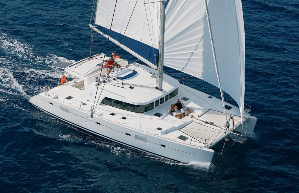  Catamaran Snorkel & Sail